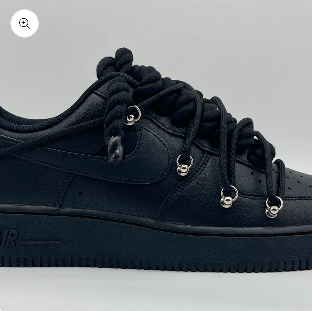 AIR FORCE ONE DOUBLE LACE BLACK